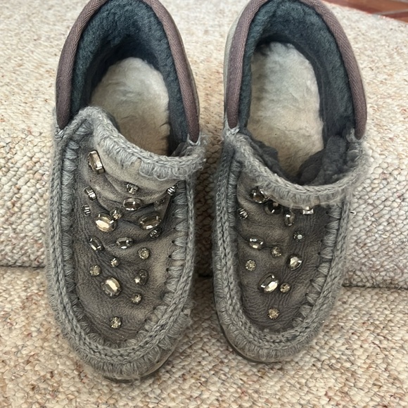 Mou Mou shearling bootie w/decorative bling detail. Size 11. Gently worn - Picture 2 of 5